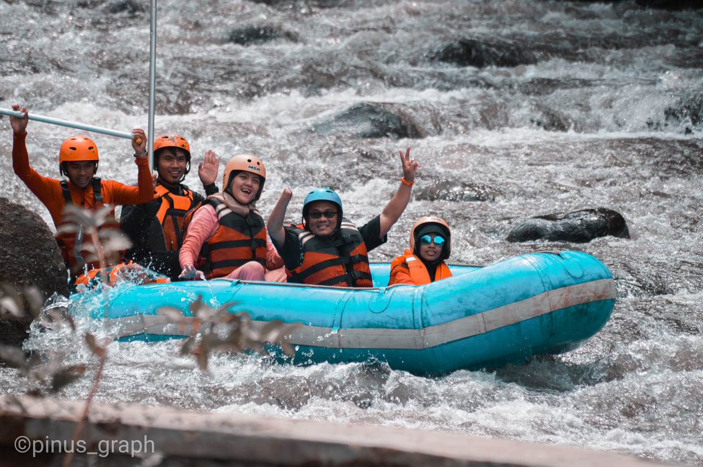 Rafting Sungai Badeng